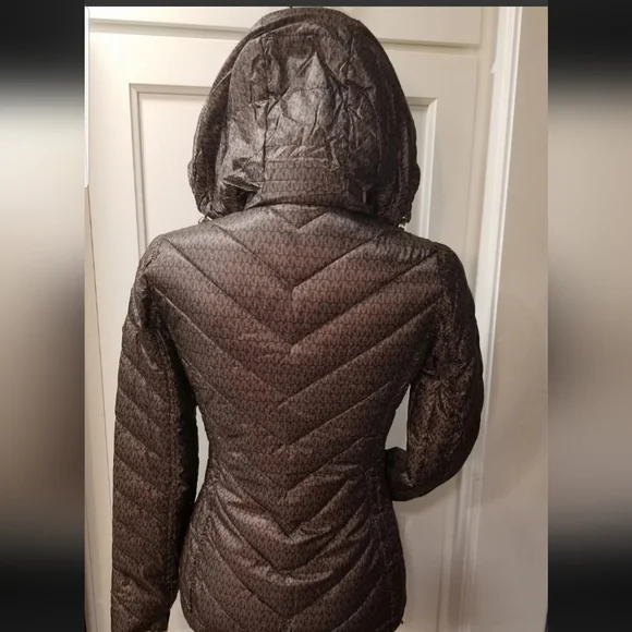 SOLD NWT! Michael Kors Reversible MK Logo Hooded Packable Puffer Jacket Size XXS - Picture 3 of 16